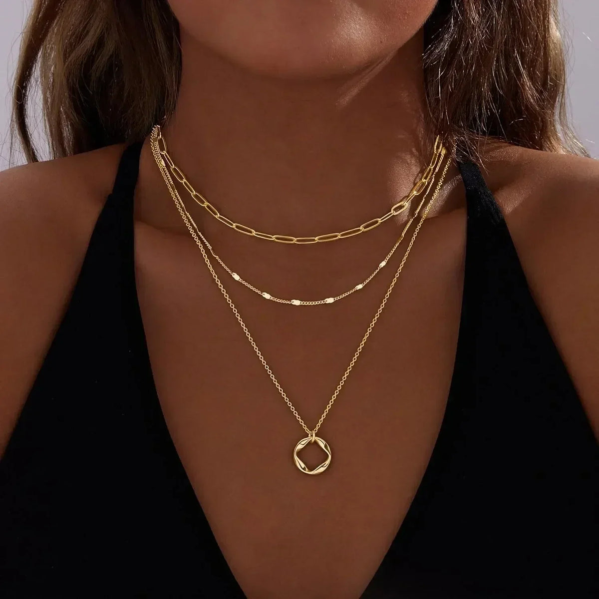 Golden Layers ✨ Women’s Layered Necklace Set – 14K Gold-Plated Paperclip Chain & Pendant